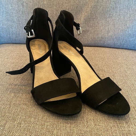 Strappy Black Heels - Picture 5 of 5